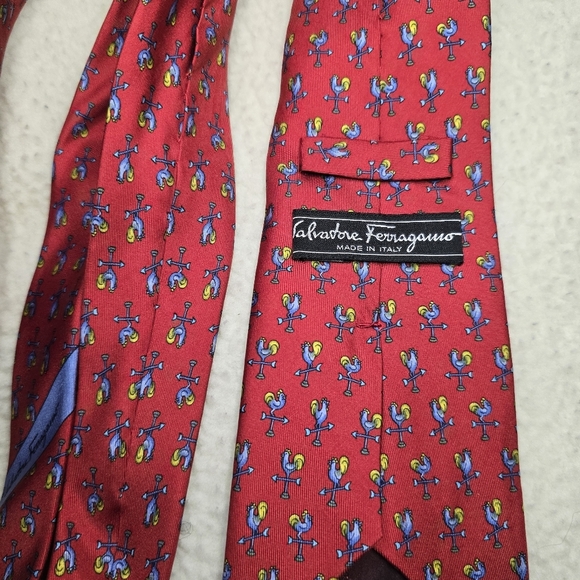 Salvatore  Ferragamo 100% Silk Tie Roster Print 60" - Picture 2 of 6